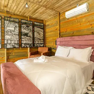  Apartamento Chale Rustico Com Jacuzzi Em Jurere Mav011 Brasil
